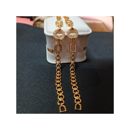 Gold Link Bracelet with Crystal Detailing – Timeless & Stylish